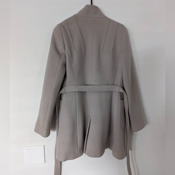 Banana Republic Double Faced Wool Tie Coat - Picture 6 of 6